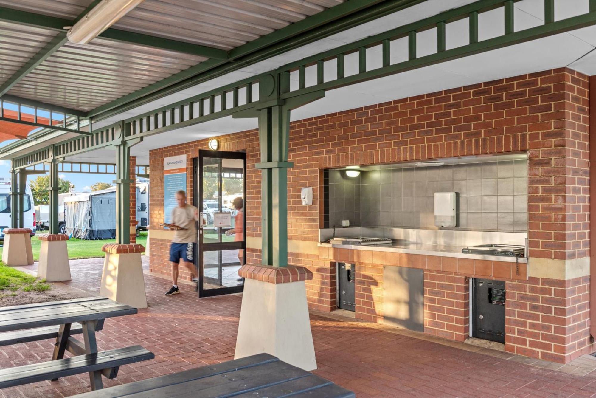 Discovery Parks - Perth Airport Exterior foto